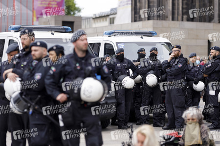 Corona-Demos in Köln