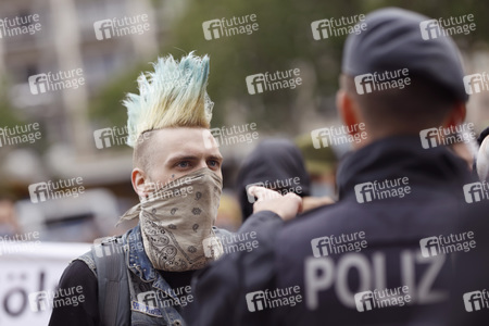 Corona-Demos in Köln