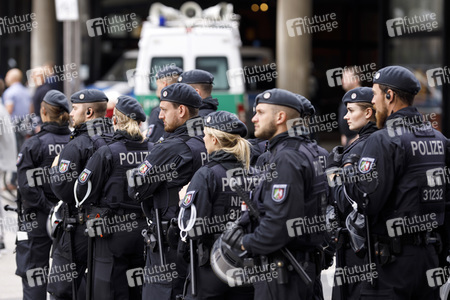 Corona-Demos in Köln