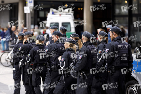Corona-Demos in Köln