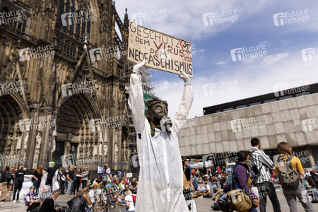 Corona-Demos in Köln