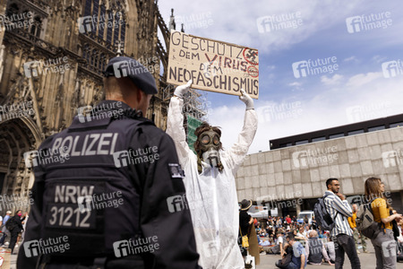 Corona-Demos in Köln