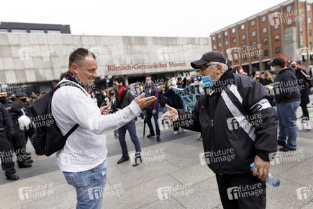 Corona-Demos in Köln