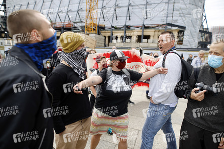 Corona-Demos in Köln