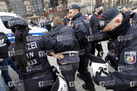 Corona-Demos in Köln
