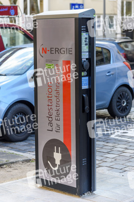 Symbolfoto Stromtankstelle