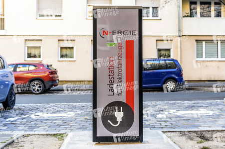 Symbolfoto Stromtankstelle