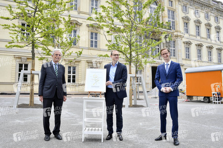 Baumspende für das Umfeld des Humboldt Forums in Berlin