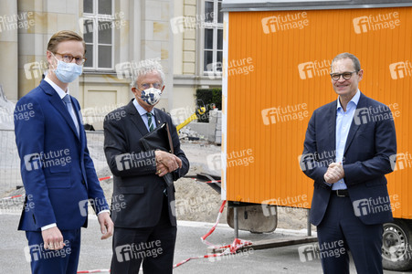 Baumspende für das Umfeld des Humboldt Forums in Berlin