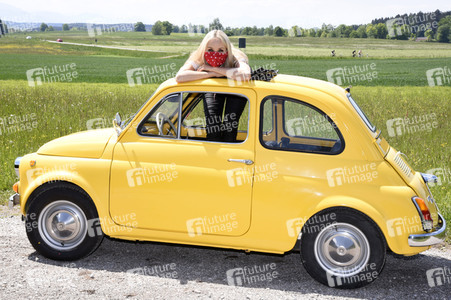 Fototermin mit Isabella Hübner und Angelika Zwerenz in Deining
