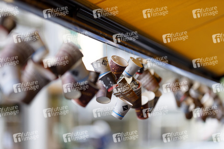 Symbolfoto Einwegbecher