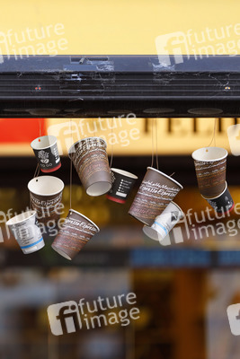 Symbolfoto Einwegbecher