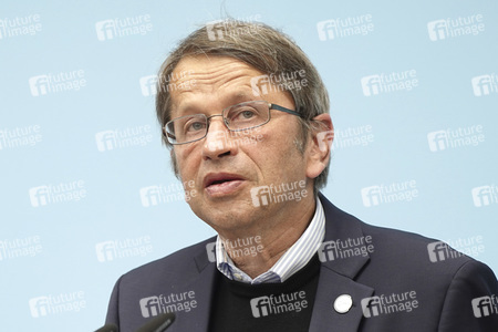 Pressekonferenz zum aktuellen Stand der Behandlung des Corona Virus in Berlin