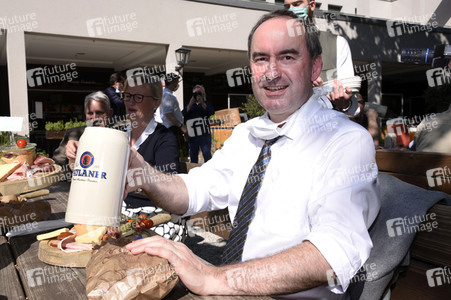 Wiedereröffnung vom Biergarten Paulaner n München