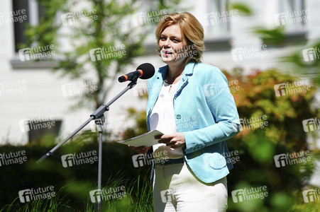 Pressetermin mit Julia Klöckner zum Weltbienentag in Berlin