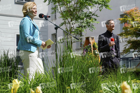 Pressetermin mit Julia Klöckner zum Weltbienentag in Berlin