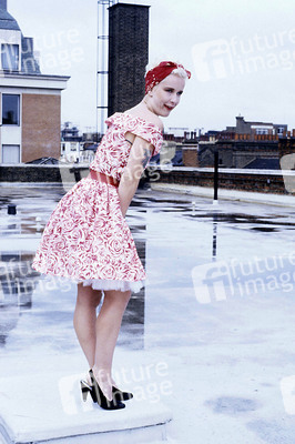 Modepräsentation mit Paula Yates in London