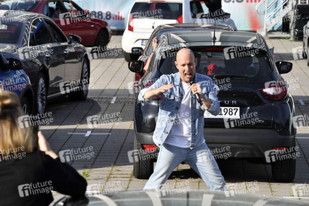 90er Drive-In-Konzert in Berlin