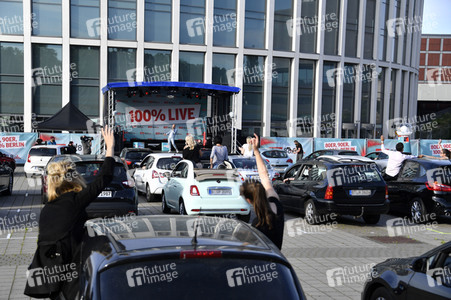 90er Drive-In-Konzert in Berlin