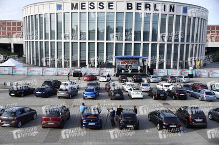 90er Drive-In-Konzert in Berlin