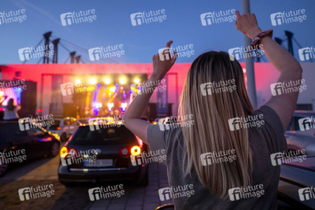 Autokonzert von Revolverheld in Erfurt