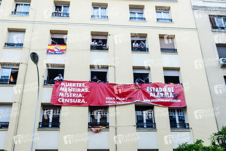 Proteste vor der PSOE-Zentrale in Madrid