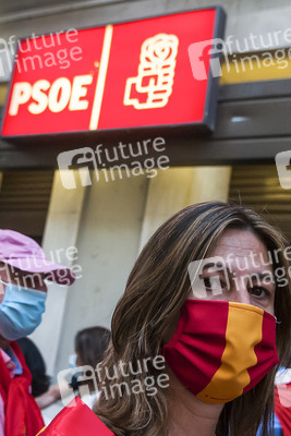 Proteste vor der PSOE-Zentrale in Madrid