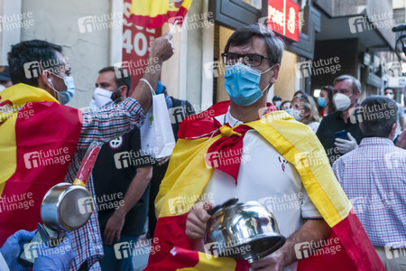 Proteste vor der PSOE-Zentrale in Madrid