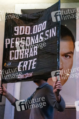 Proteste vor der PSOE-Zentrale in Madrid