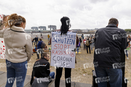 Corona-Demo in Köln
