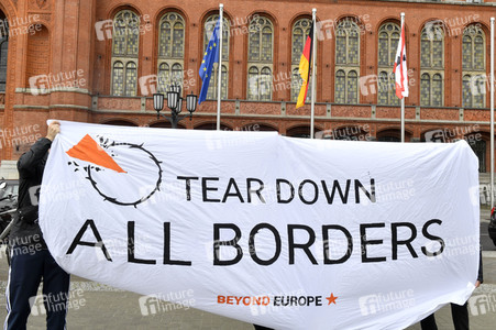 Protest gegen Flüchtlingspolitik in Berlin