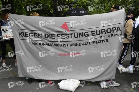 Protest gegen Flüchtlingspolitik in Berlin