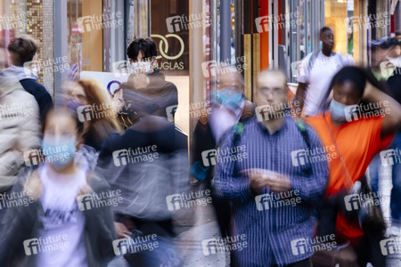 Symbolfoto Mindestabstand