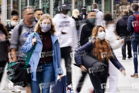 Symbolfoto Mindestabstand