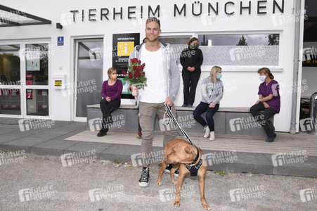 Sebastian Preuss besucht das Tierheim München