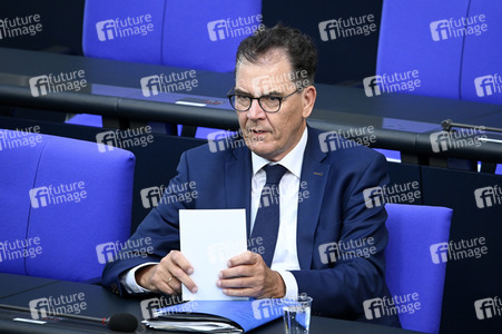 Aktuelle Stunde und Befragung der Bundesregierung in Berlin