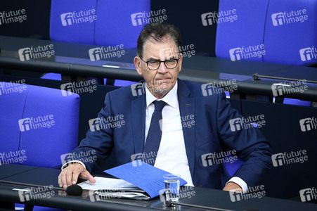 Aktuelle Stunde und Befragung der Bundesregierung in Berlin