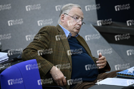 Aktuelle Stunde und Befragung der Bundesregierung in Berlin