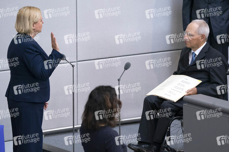 Vereidigung von Eva Högl in Berlin