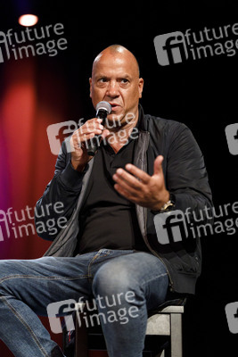 Volksbühne Programmpräsentation Sommer 2020 in Köln