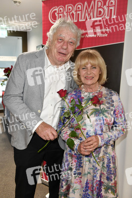 Medien Event vom Hotel the YARD & Julian F.M. Stoeckel in Berlin