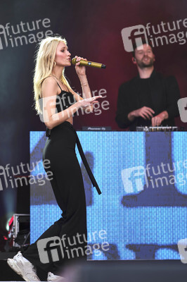 Autokultur-Konzert von Glasperlenspiel in Hannover