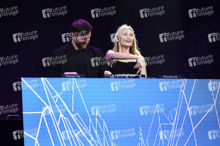 Autokultur-Konzert von Glasperlenspiel in Hannover