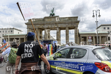 Ramstein Demo in Berlin