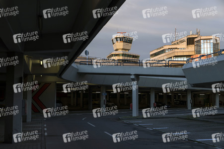 Symbolfoto Flughafen Tegel