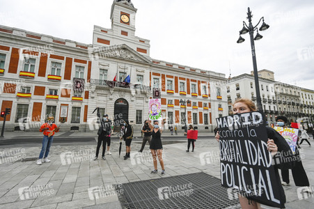 Gedenk-Kundgebung nach dem Tod von George Floyd in Madrid