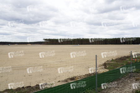 Das Baugelände der Tesla Gigafactory 4 in Grünheide