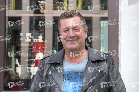 Rene Zierl bei einer Charity Aktion für Hilfsbedürftige in Hamburg