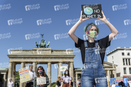 Protest gegen eine Abwrackprämie in Berlin