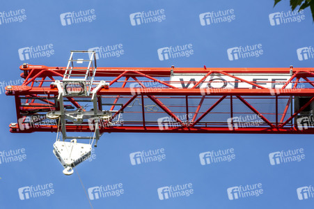 Symbolfoto Kran-Abbau